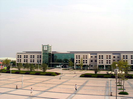 武汉工程大学流芳校区室内体育馆